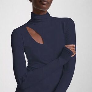 Marcella NYC “Bryant” Navy Cut-Out Turtleneck Long Sleeve Top | XS | NWT